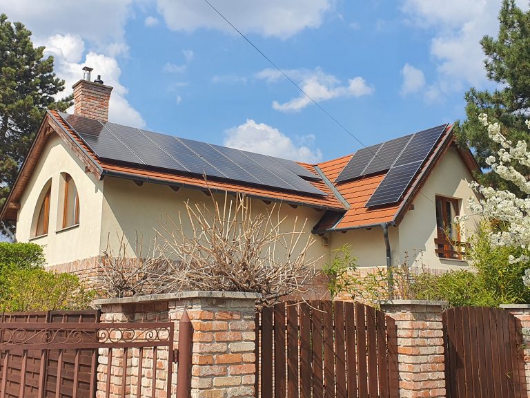 Napelemes rendszer cseréptető